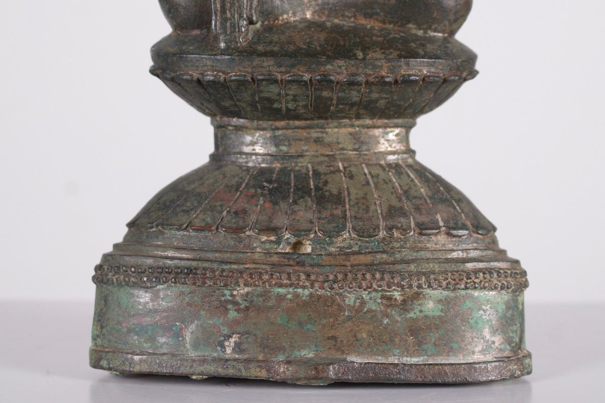 Statue de Bouddha en bronze, Laos, 18 ème siècle.-photo-1
