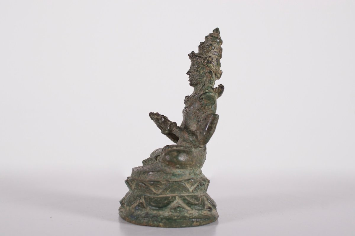 Statue  en bronze consacrée, Java, 19 ème.-photo-3