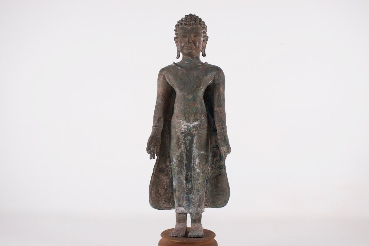 Imposante statue de  Bouddha en Bronze, Thaïlande.-photo-2