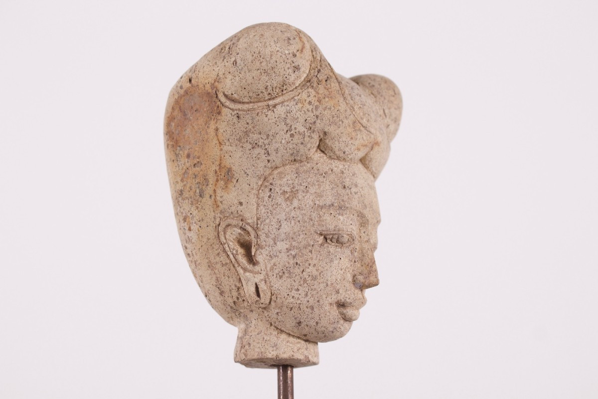 Tête en Tuf Royaume Majapahit