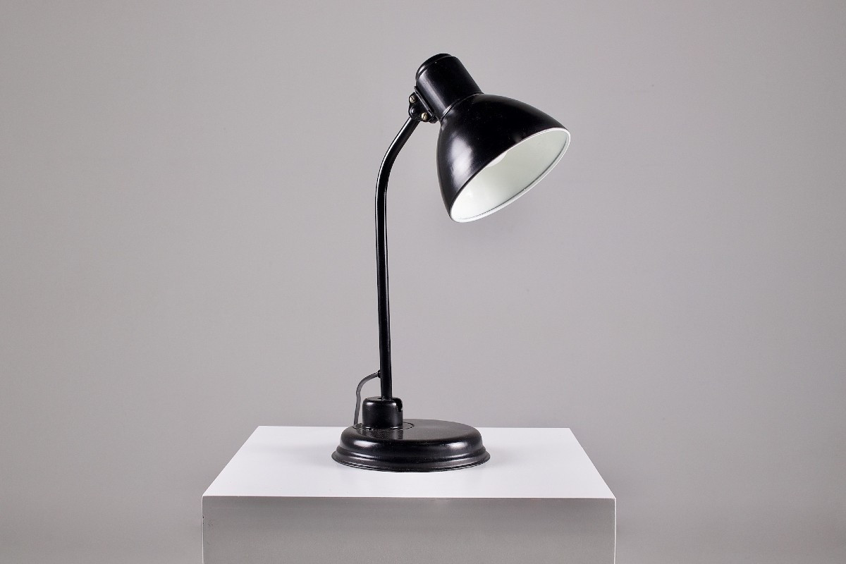 Bauhaus Adjustable Desk Lamp