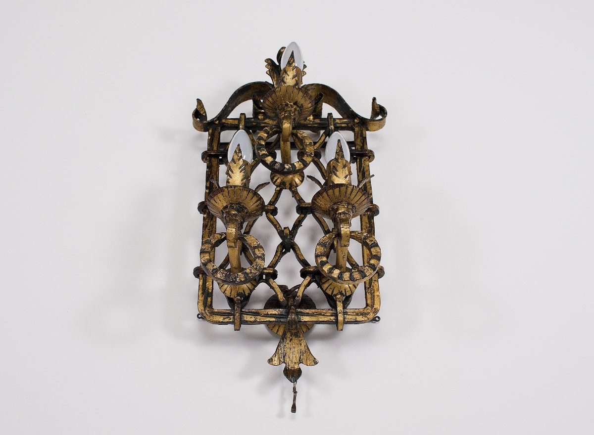 Grande Paire d’Appliques Néo-Baroques en Fer Forgé Doré.-photo-7