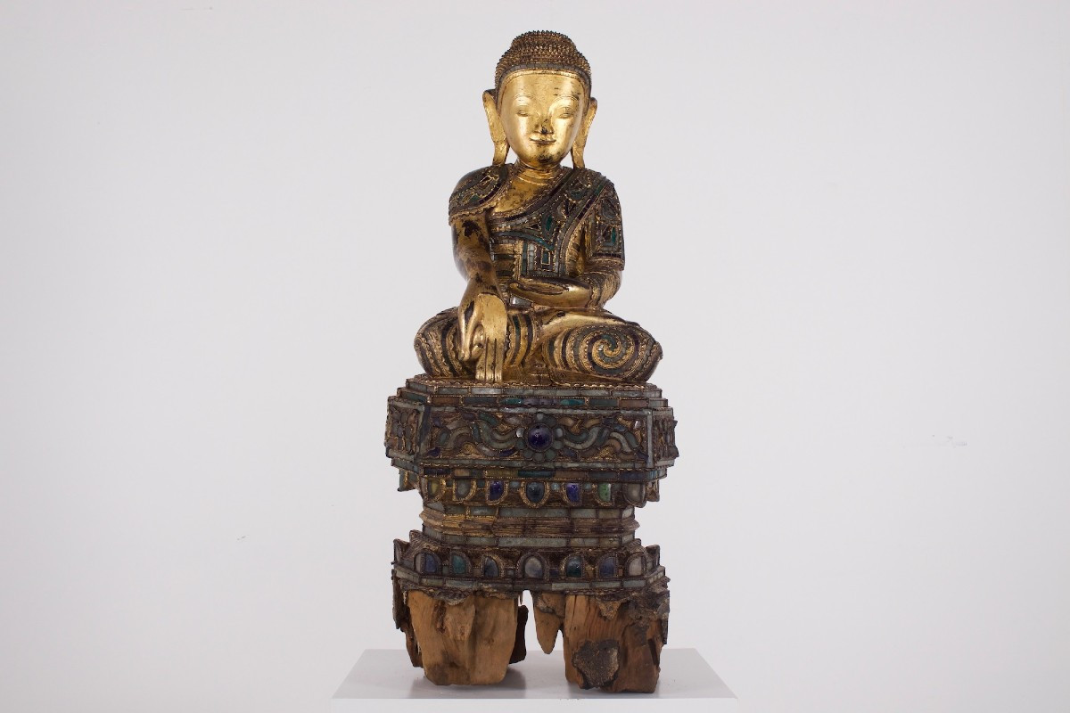  Statue en bois doré du Bouddha Bhaishajyaguru, Birmanie, 18 ème siècle.-photo-3
