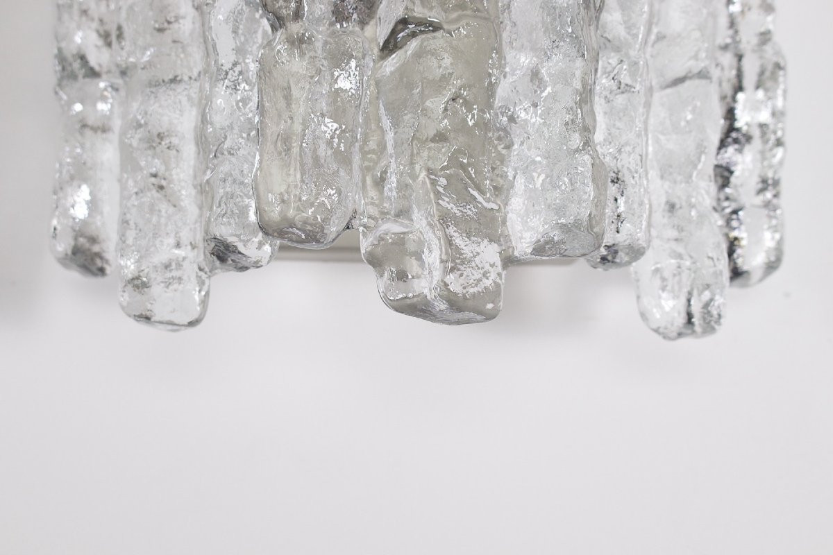 Ensemble de deux appliques en verre épais sculpté, années 70.-photo-4