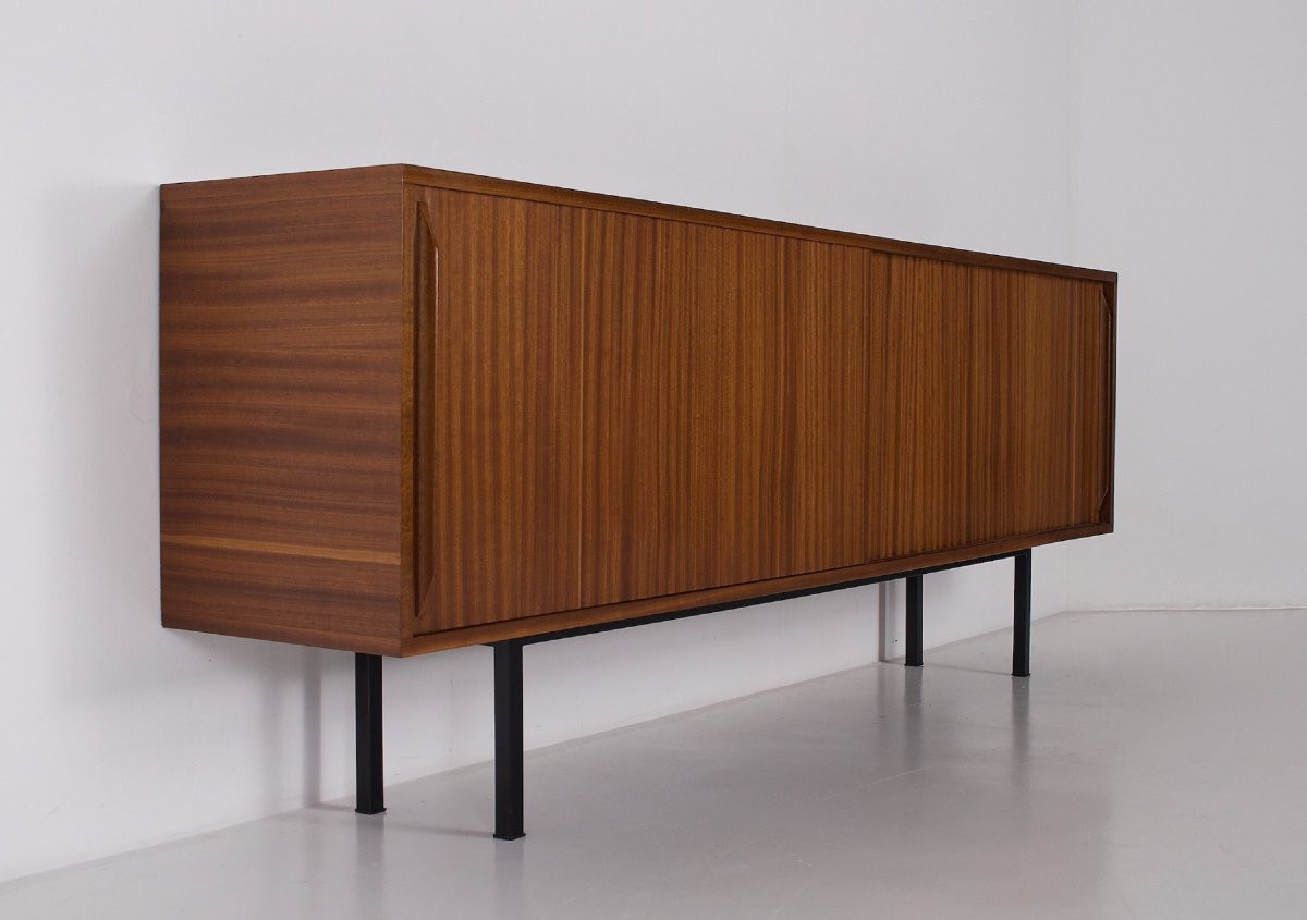 Large Modernist Sideboard With Sliding Doors-photo-2