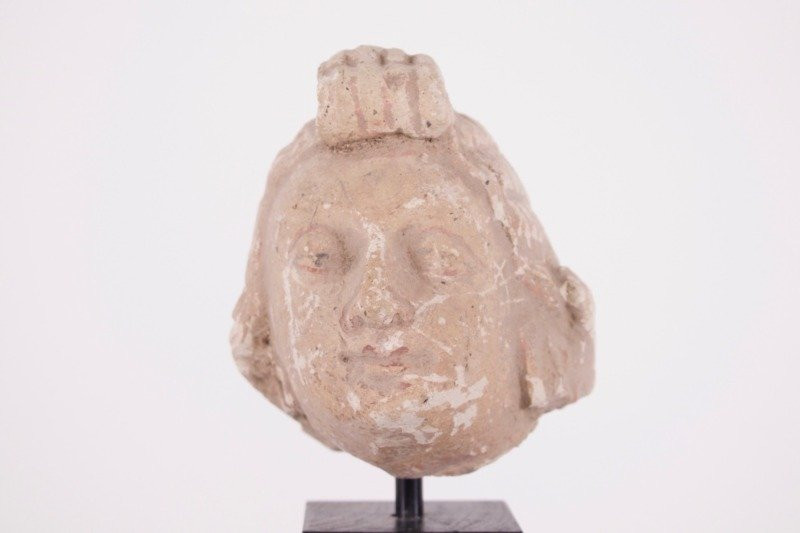 Sculpture en stuc représentant un intendant, Gandhara.