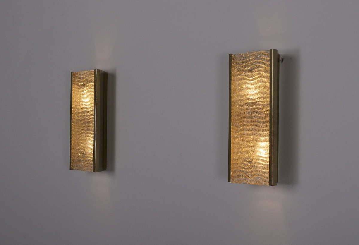 Pair Of Italian Murano Wavy Wall Lights