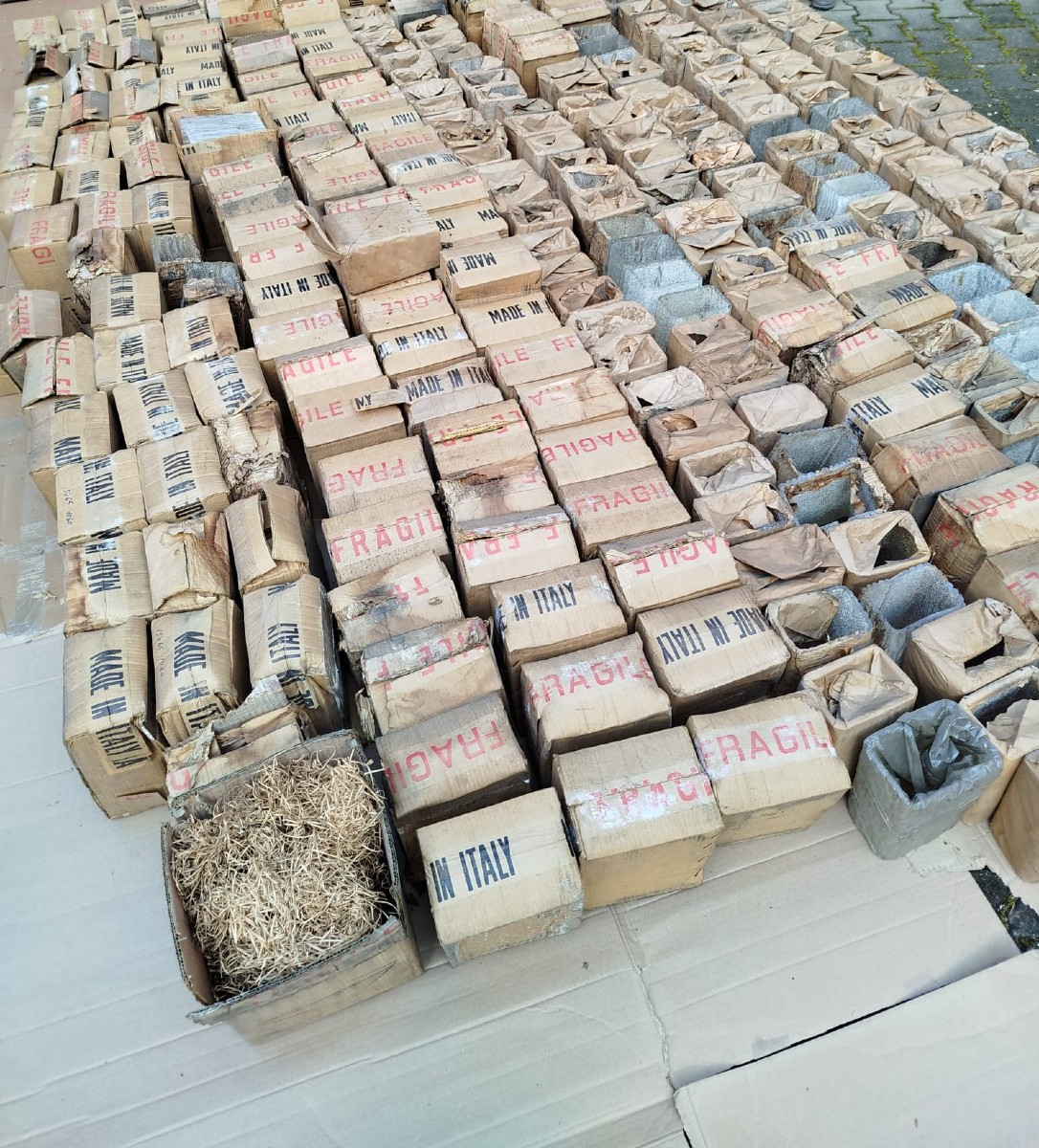 Pair Of Conical Murano Wall Sconces-photo-7