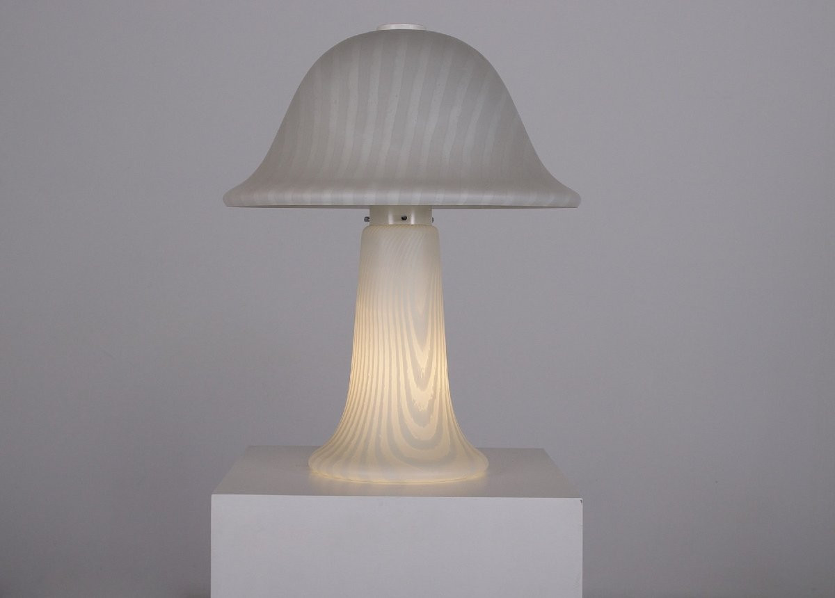 Imposante  Lampe modèle " Champignon" en verre opalin, années 70.-photo-3