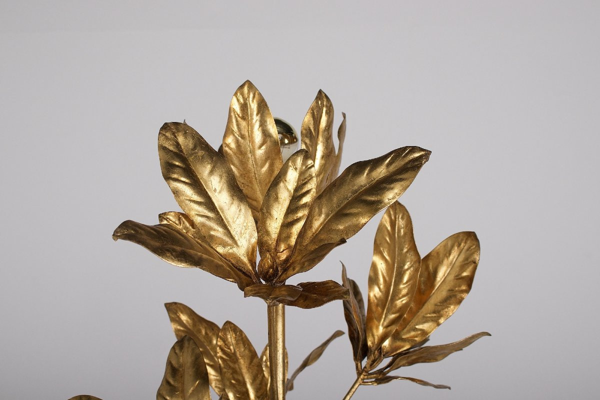 Grand lampadaire "Laurier" à feuilles dorées par Hans Kögl.-photo-1