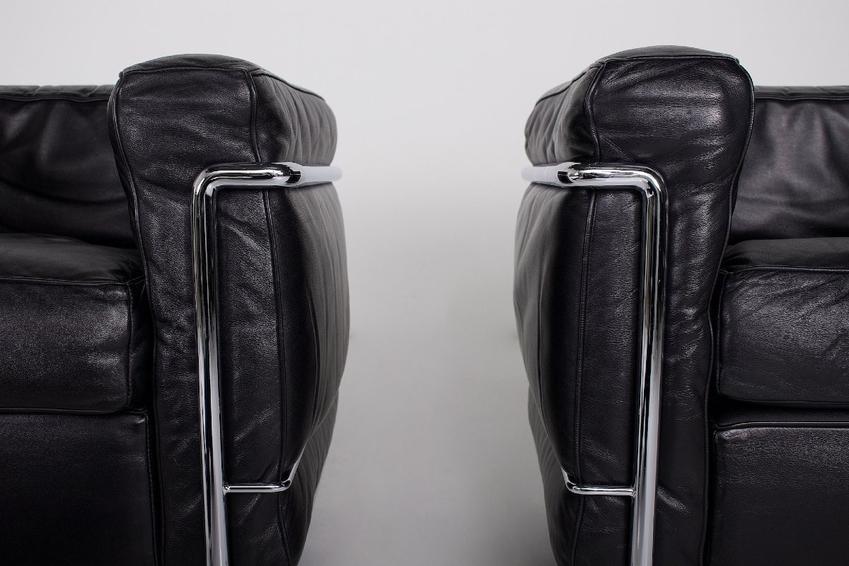 Pair Of Lc2 Armchairs By Le Corbusier & Cassina, Black Leather-photo-1