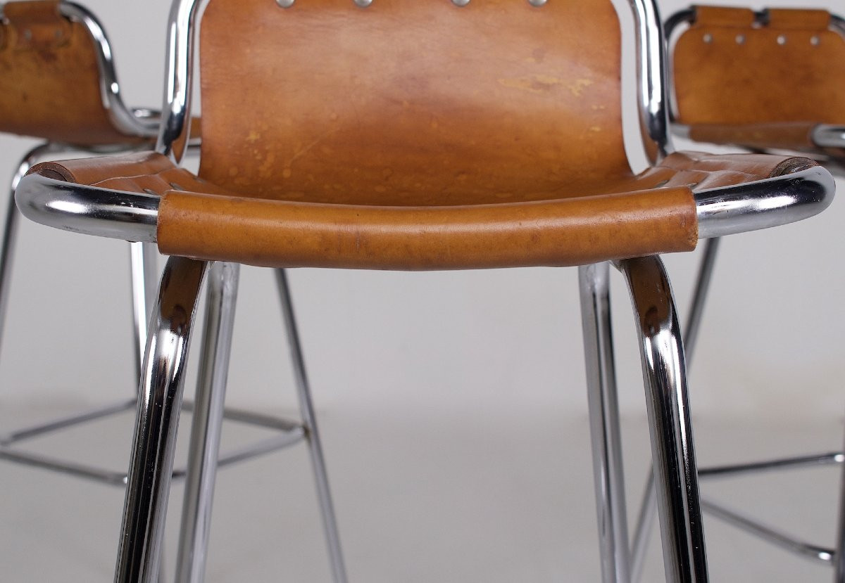 Tabourets en cuir sélection Charlotte Perriand pour Les Arcs-photo-3