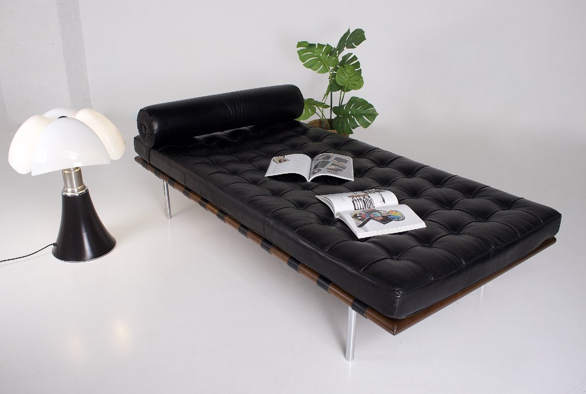 Barcelona Daybed In Black Leather Mies Van Der Rohe For Knoll-photo-4
