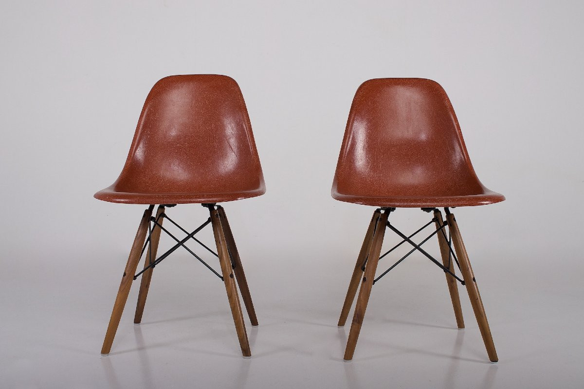 Chaises DSW Charles Eames Herman Miller et Mobilier International.-photo-3