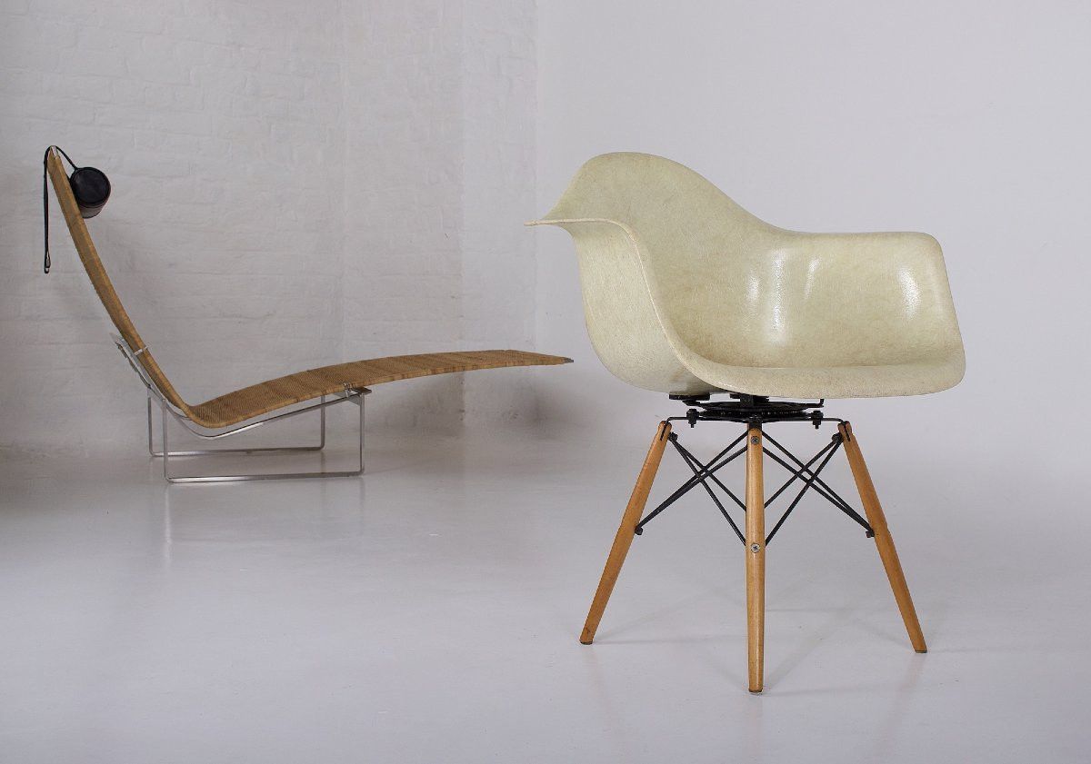 Chaises PAW Charles Eames Herman Miller et Zenith Plastics-photo-4