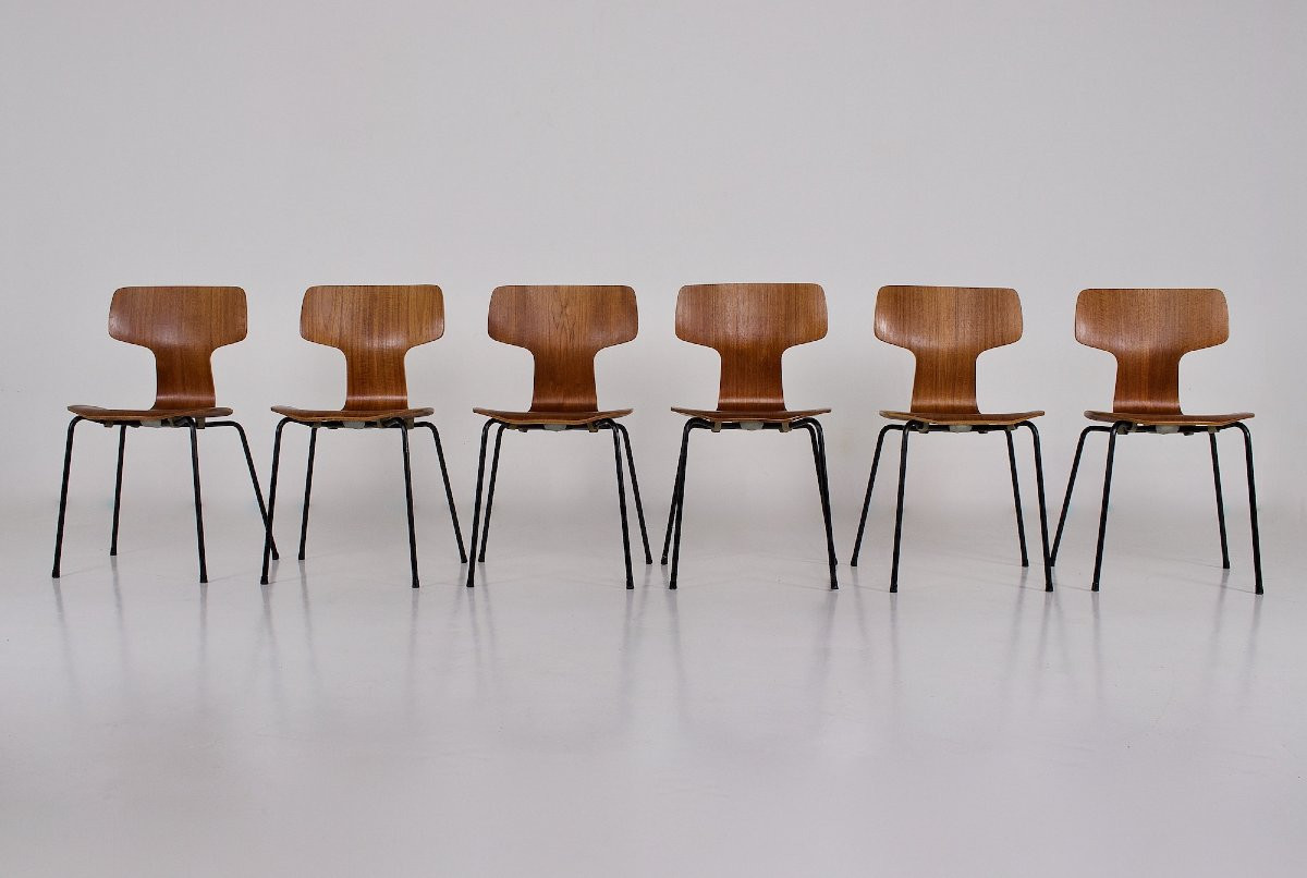  Ensemble de six  chaises modèle " Hammer 3103 ", Arne Jacobsen pour Fritz Hansen.-photo-2