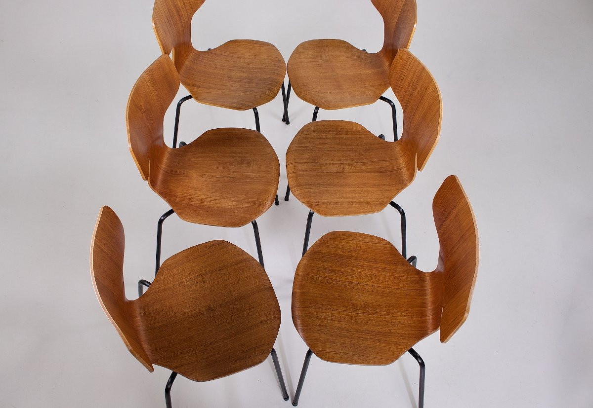  Ensemble de six  chaises modèle " Hammer 3103 ", Arne Jacobsen pour Fritz Hansen.-photo-1
