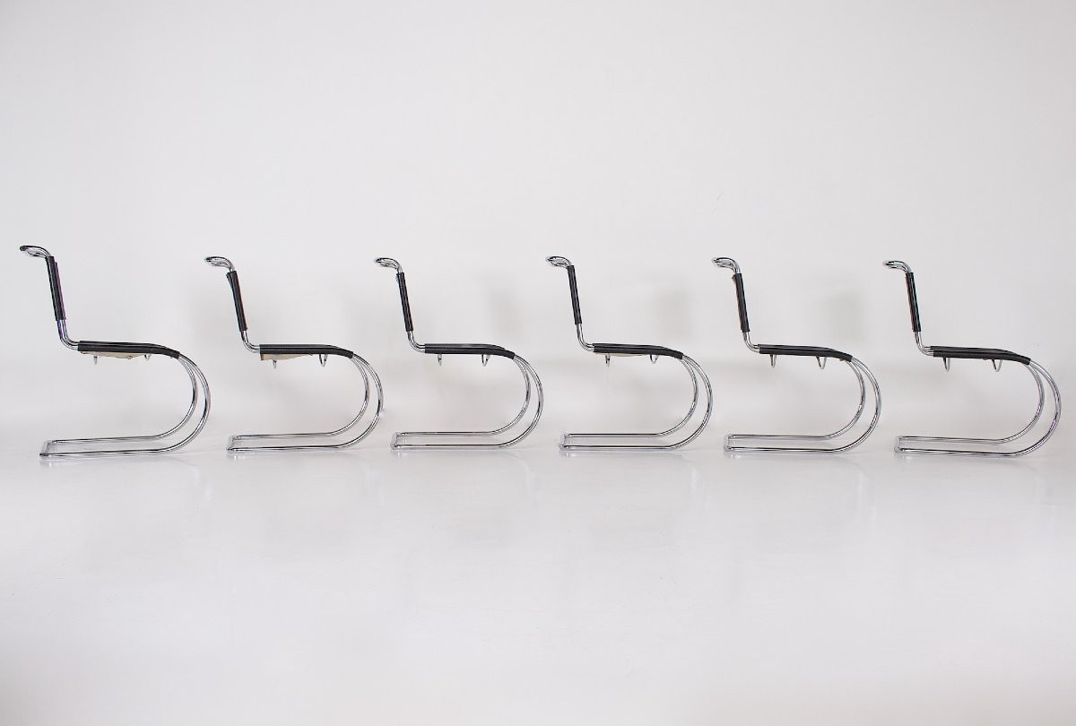 ensemble de six chaises modèle "MR 10" dessinées par Mies Van Der Rohe pour Thonet, années 60.