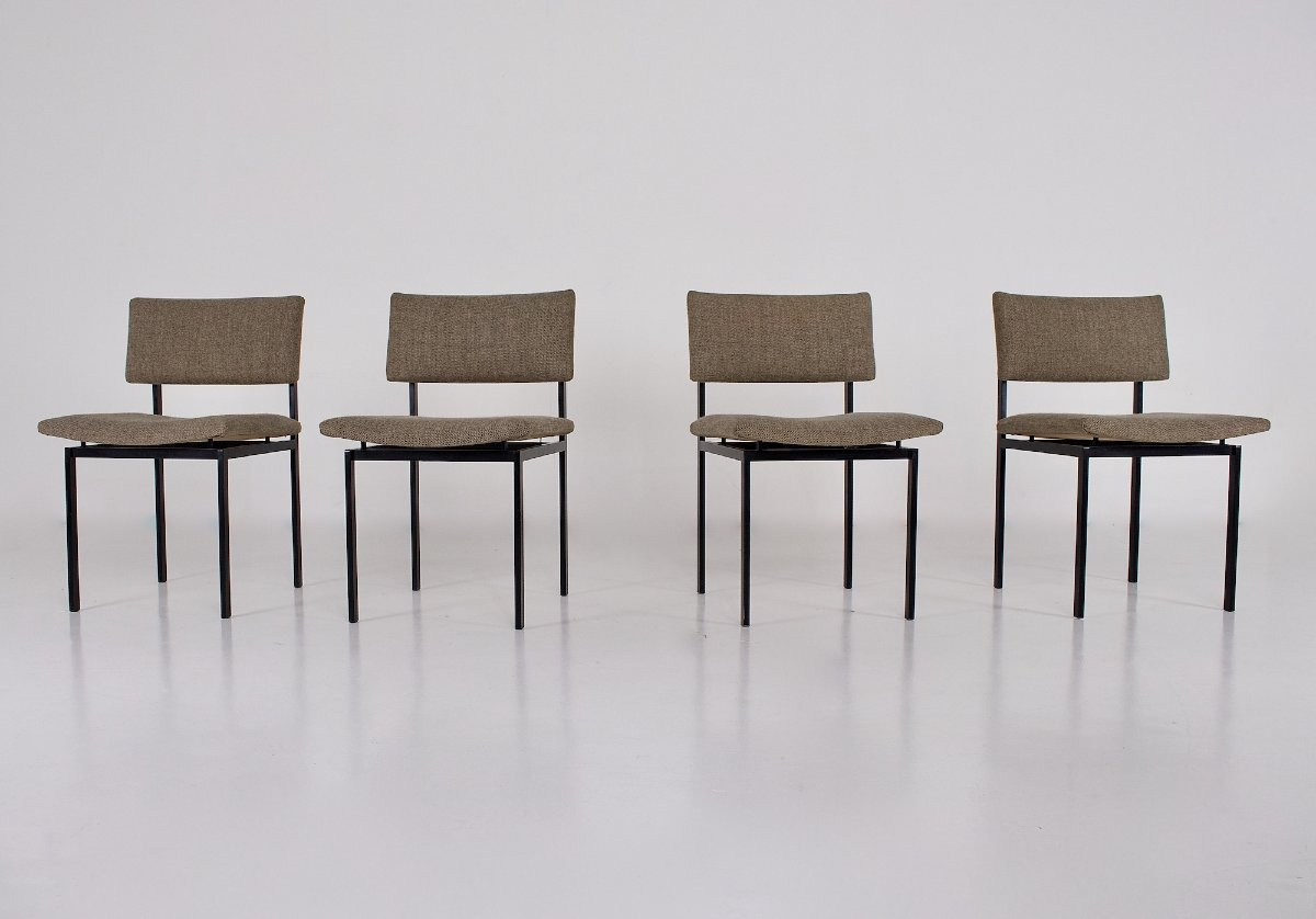 Ensemble de quatre chaises de style  moderniste, Soloform Eugen Schmidt, années 50.