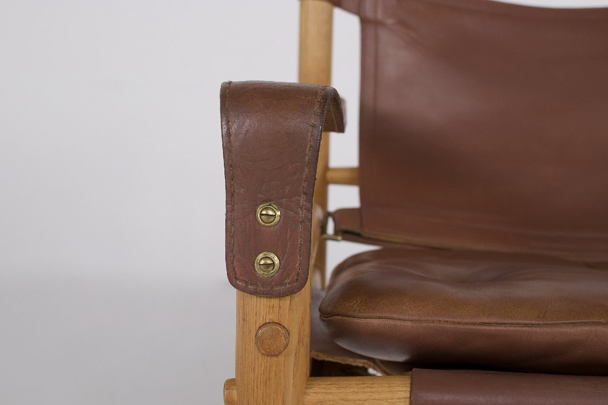Fauteuil en cuir et chêne blond modèle " Sirocco"  Arne Norell, années 60.-photo-2