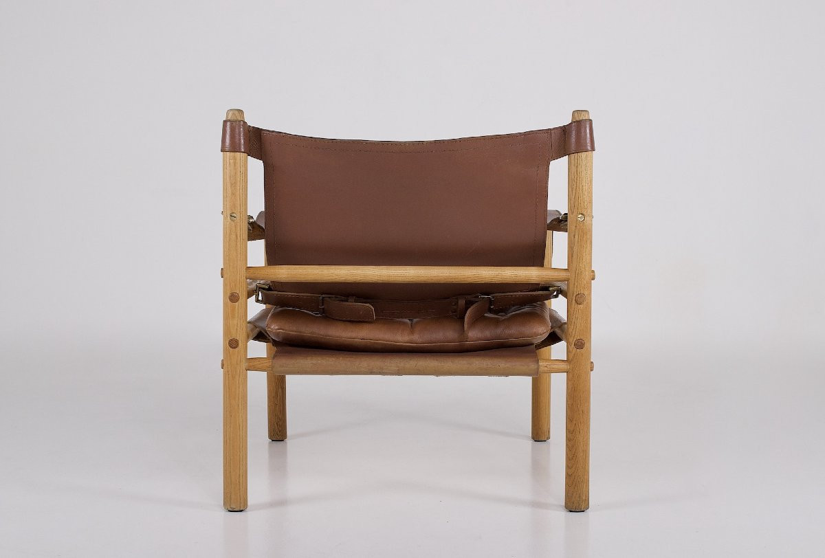 Fauteuil en cuir et chêne blond modèle " Sirocco"  Arne Norell, années 60.-photo-3