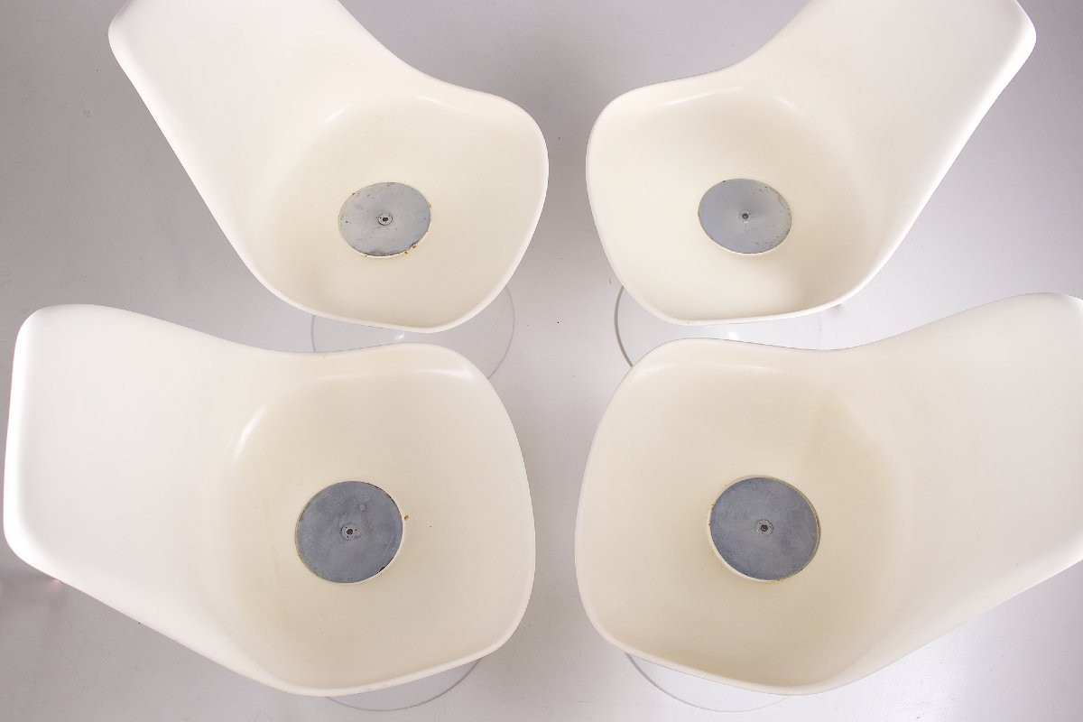 Tulip Chairs By Eero Saarinen For Knoll-photo-3