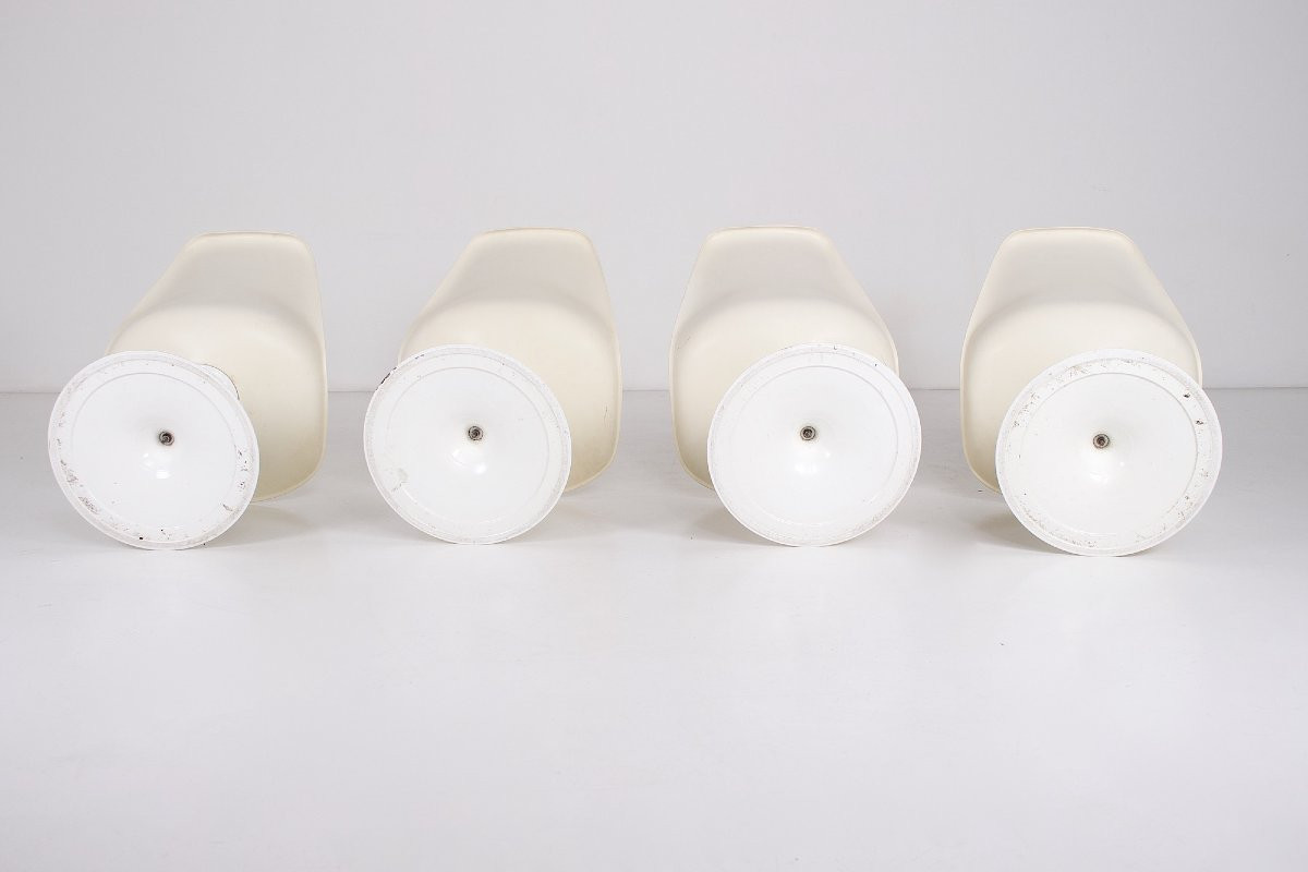  Quatre chaises "Tulipe" , Eero Saarinen pour Knoll International, années 60. -photo-2