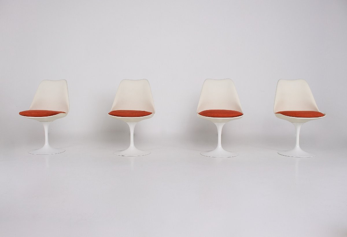  Quatre chaises "Tulipe" , Eero Saarinen pour Knoll International, années 60. 