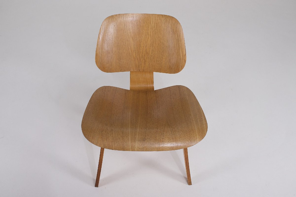 Chaise modèle  LCW en frêne, Charles et Ray Eames, années 40.-photo-1