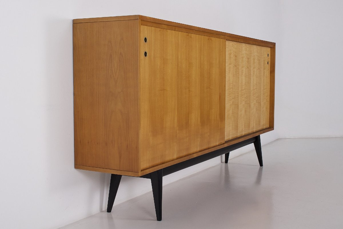 Buffet Moderniste à Portes Coulissantes, Faible Profondeur-photo-3