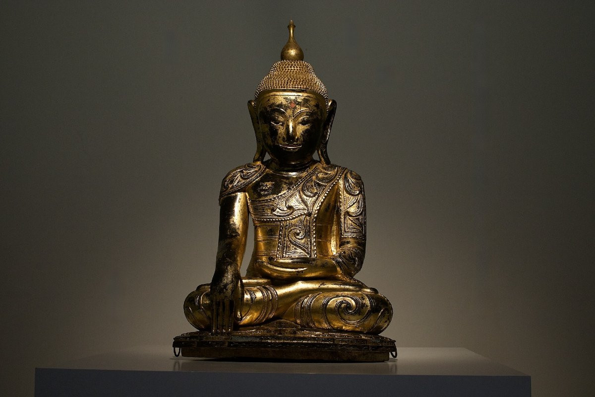 Buddha Shan In Bhumisparsha Mudra, Burma-photo-2