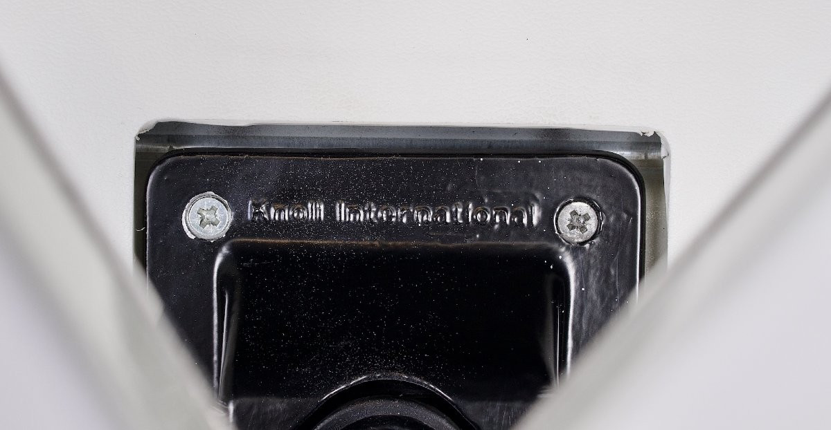 Executive Chair Swivel Armchair – Charles Pollock-photo-6