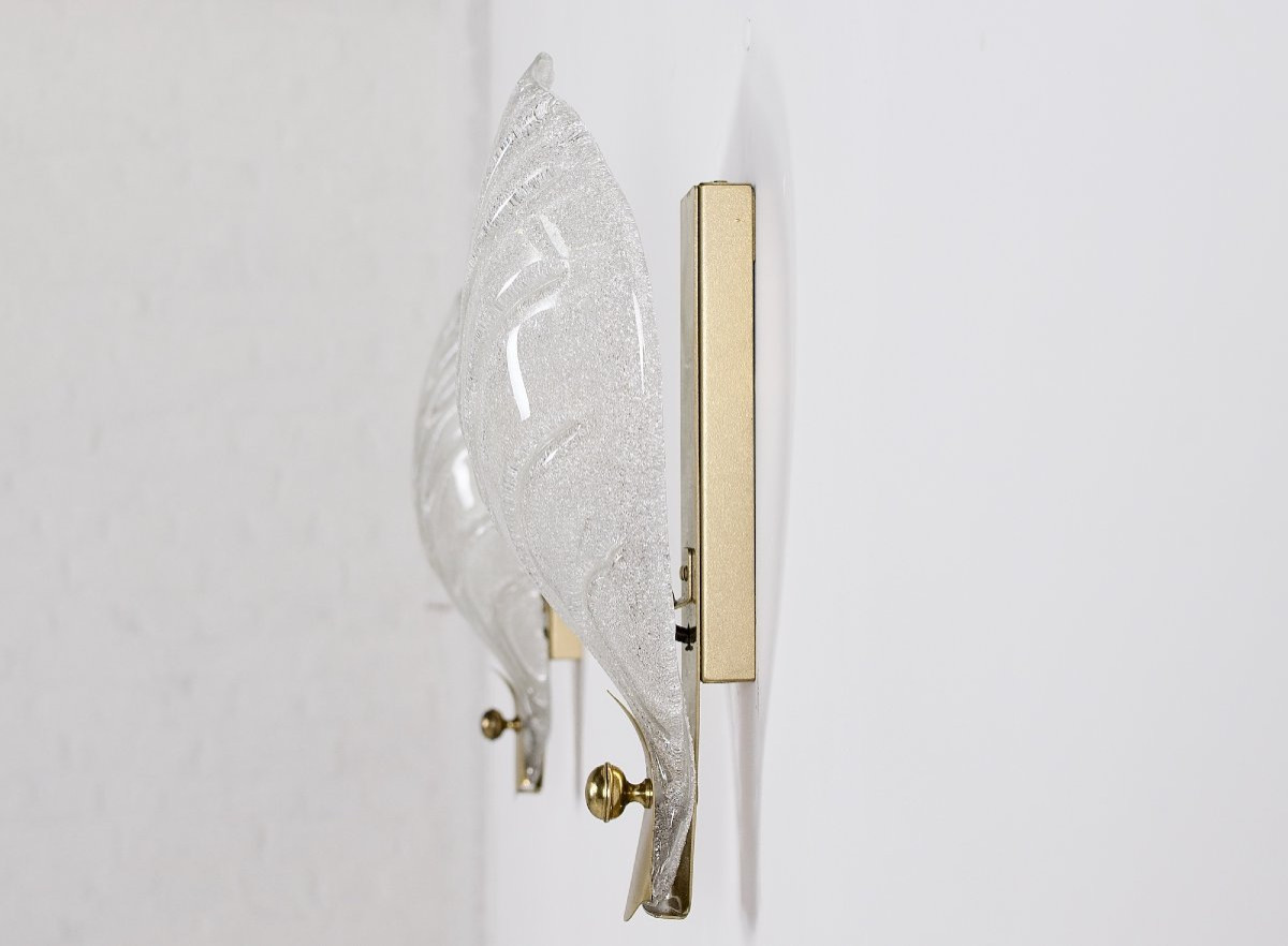 Paire d’appliques feuille en verre de Murano et structure en laiton – Italie, années 1970-photo-3
