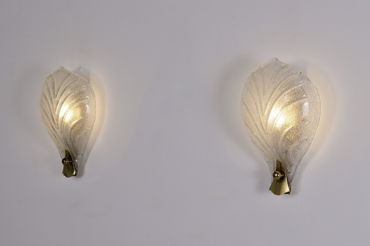 Paire d’appliques feuille en verre de Murano et structure en laiton – Italie, années 1970