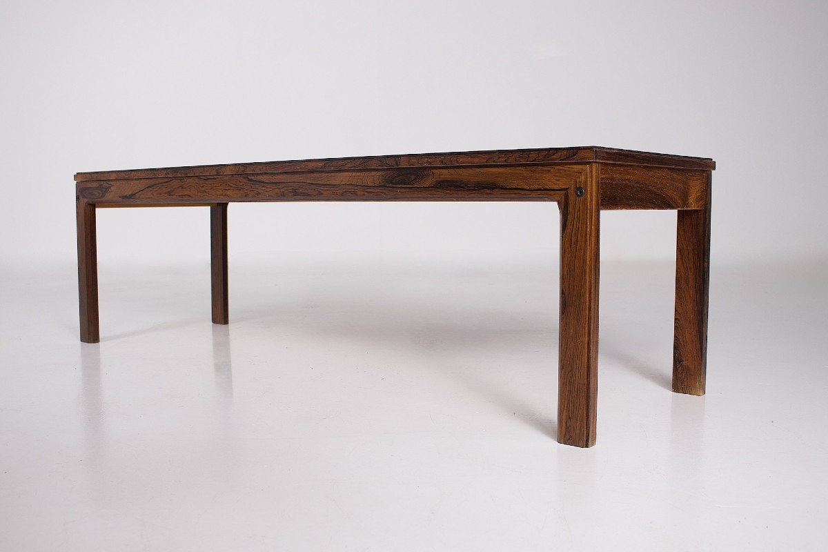 Table basse scandinave en palissandre – années 1970