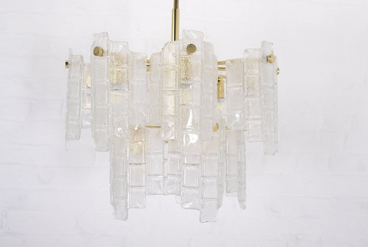 Brass Tiered Chandelier With Curved Glasses-photo-2