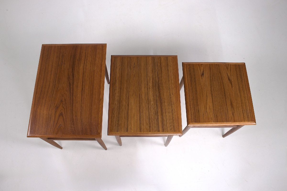 Set de trois tables gigognes scandinaves en teck-photo-2