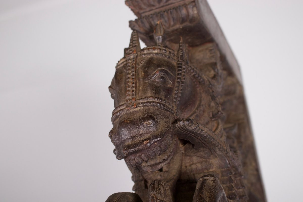Large Chettinad Door Brackets – Yalis And Horsemen, 19th Century-photo-4
