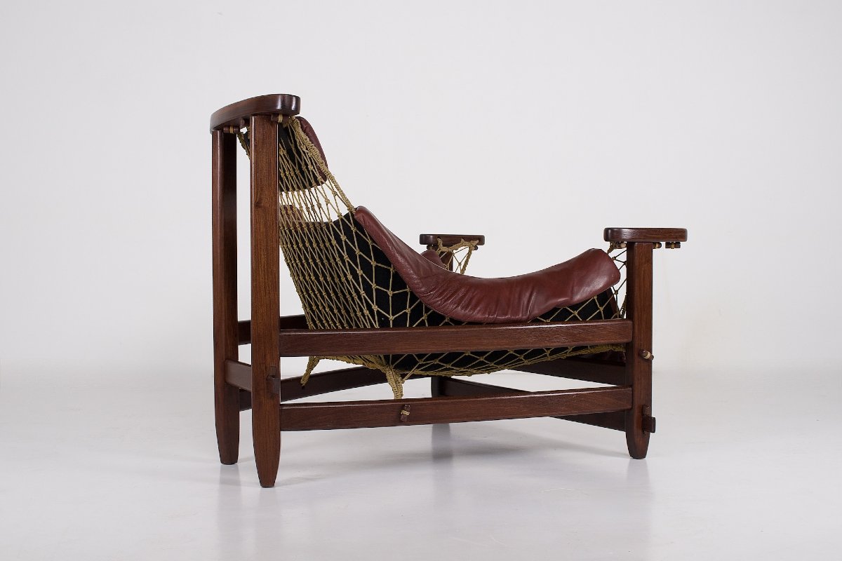 Fauteuil et repose-pieds en cuir, cordage et palissandre, Jean Gillon, années 60-photo-1