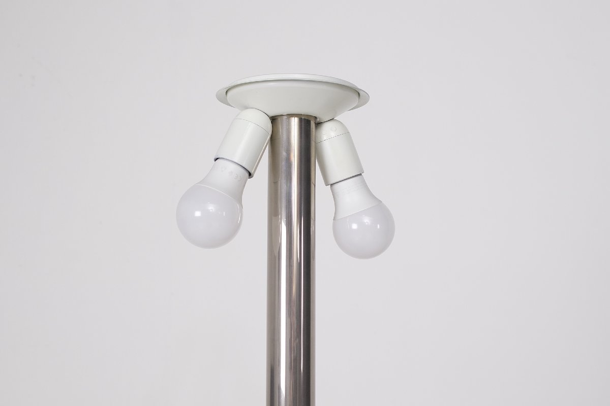 "champignon" Acrylic Table Lamp, From The 1970s. -photo-1