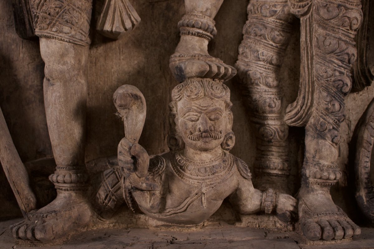 Shiva Tripurantaka et Parvati – Haut-relief de procession indien en bois  -photo-2