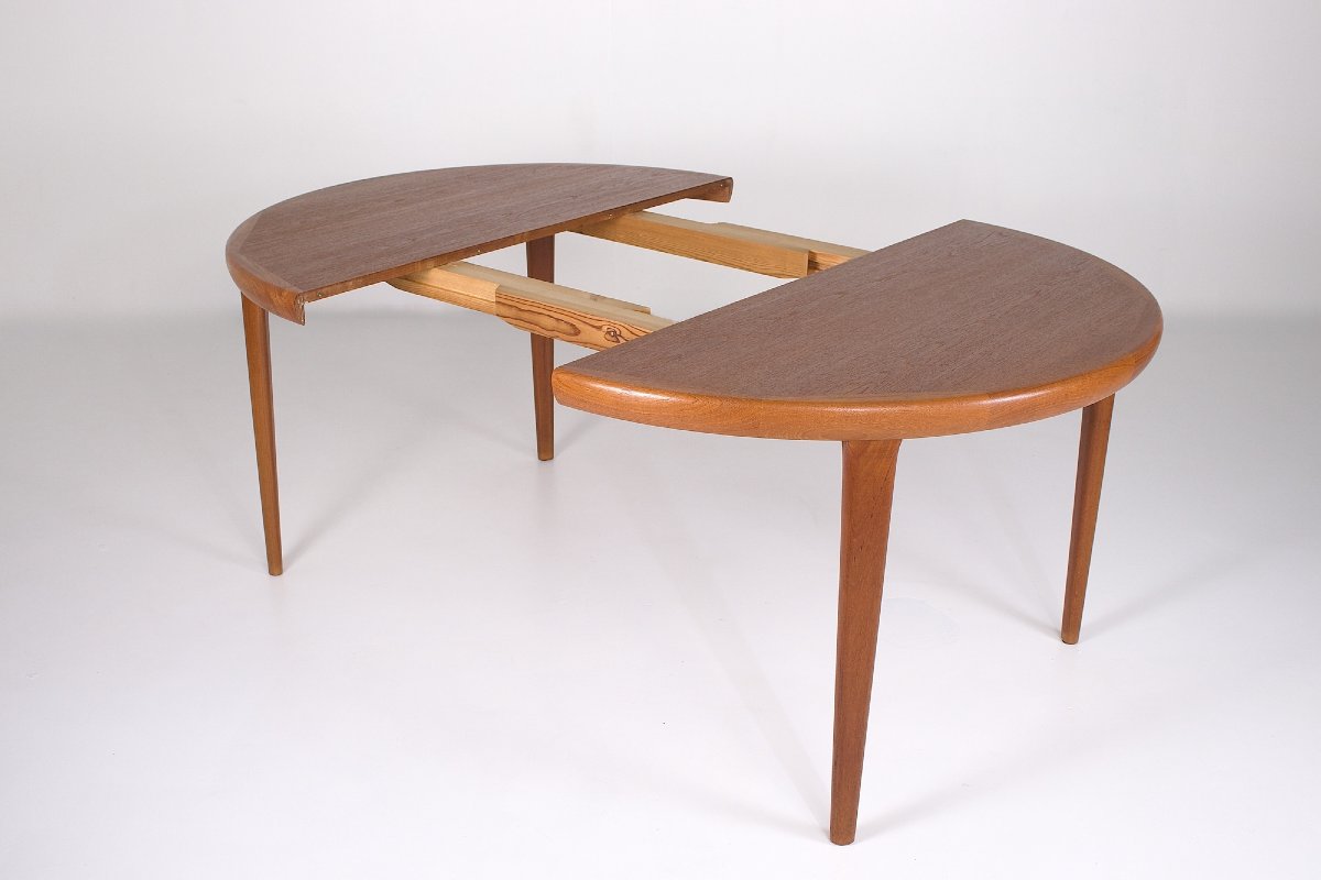 Extendable Teak Round Table, Vv Mobler, Denmark, 1960s. -photo-3