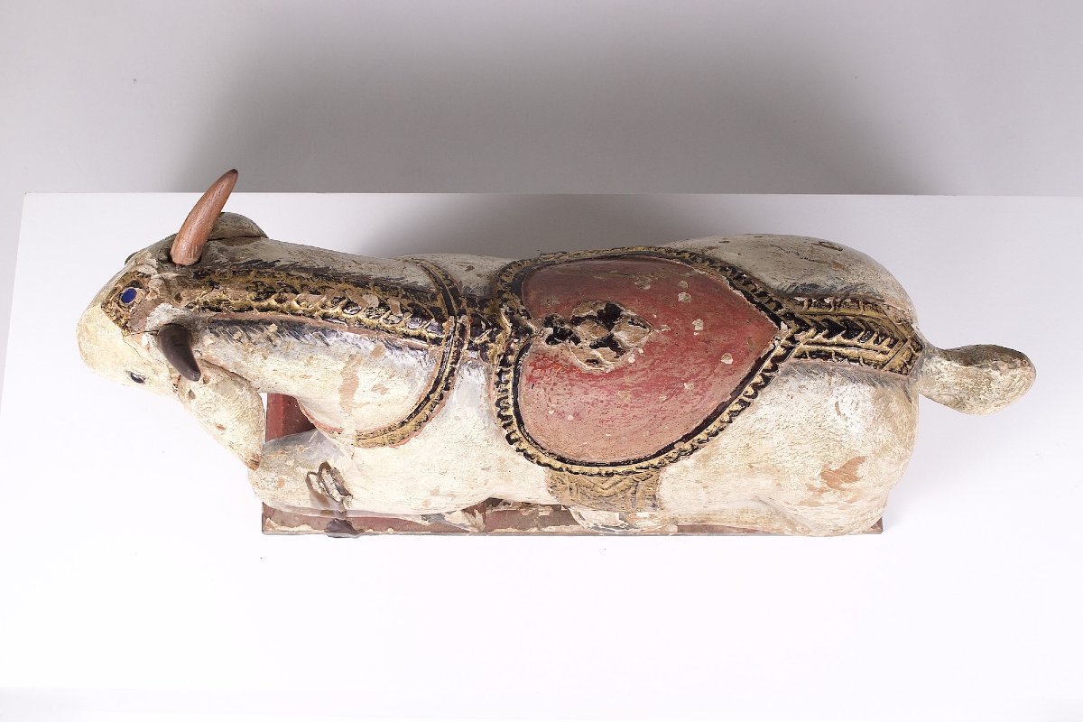 Sculpture de chèvre en bois polychrome, Inde, fin XIX ème.-photo-1