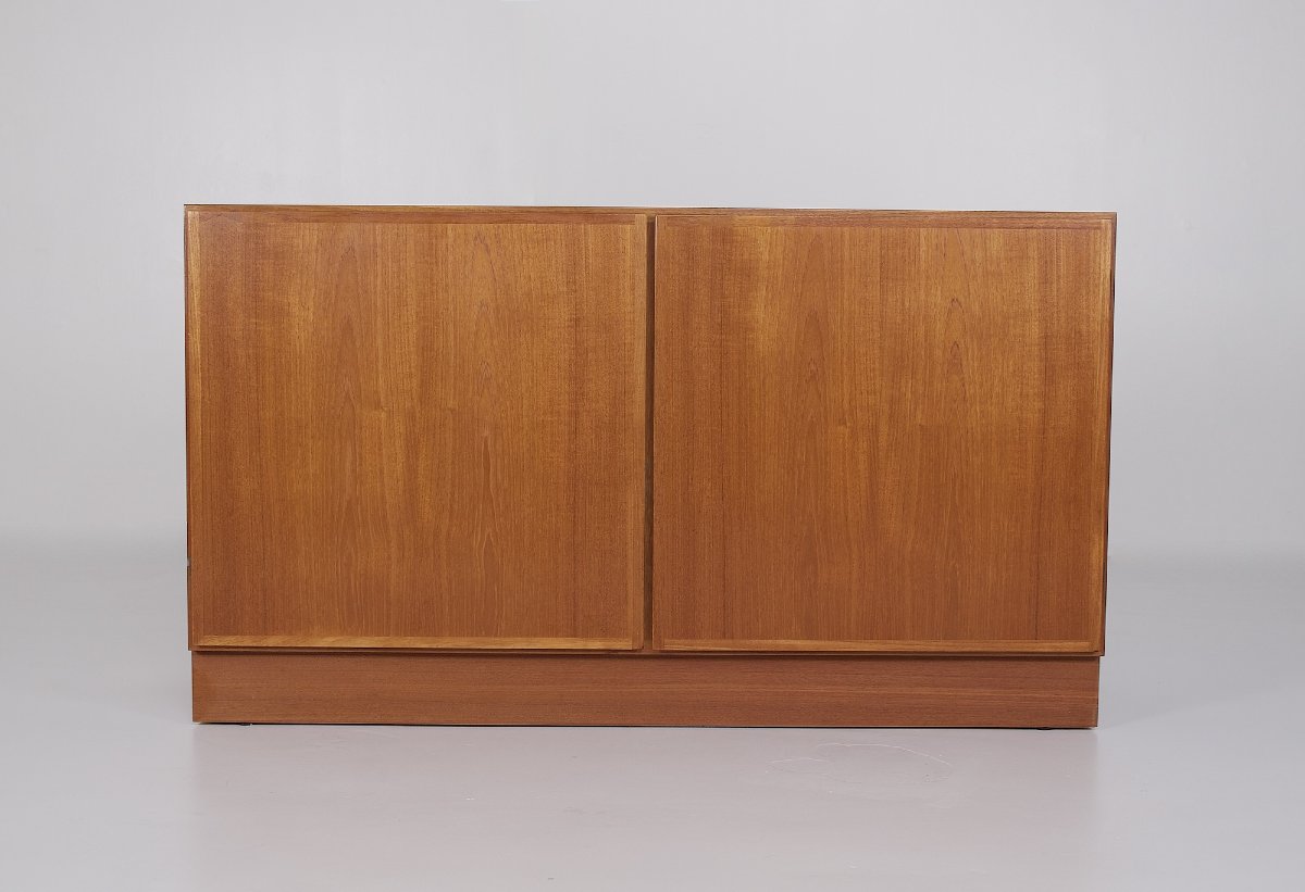 Small Scandinavian Teak Sideboard, Omann Jun, 70s.-photo-2