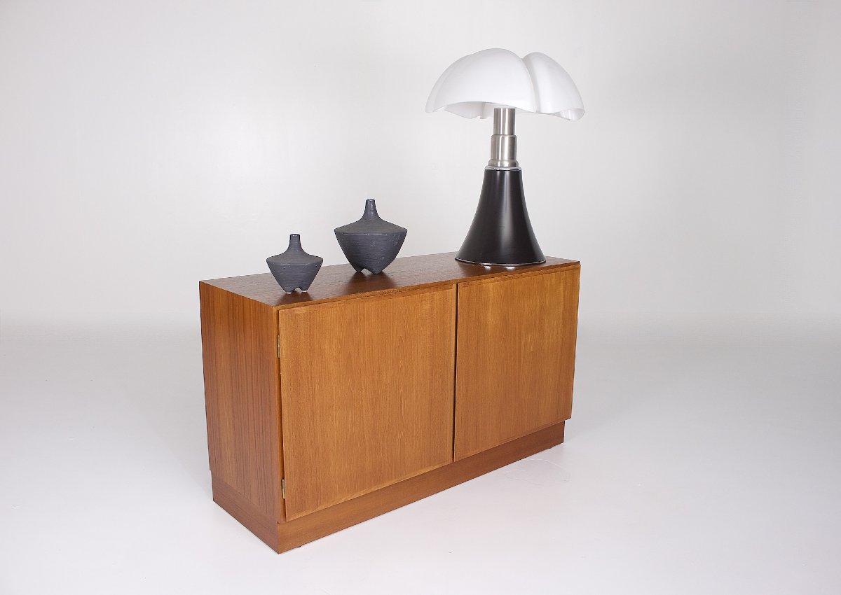 Small Scandinavian Teak Sideboard, Omann Jun, 70s.