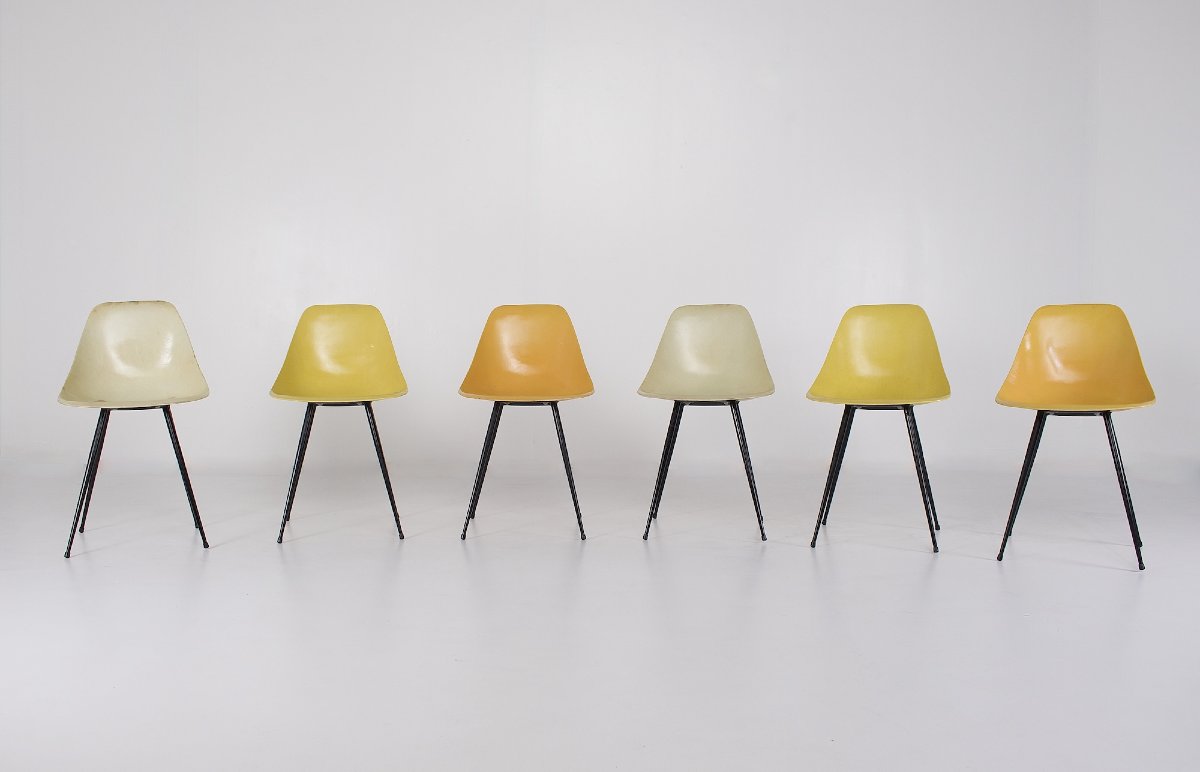 Chaises "Coccinelle" en fibre de verre, René-Jean Caillette, années 50.-photo-2