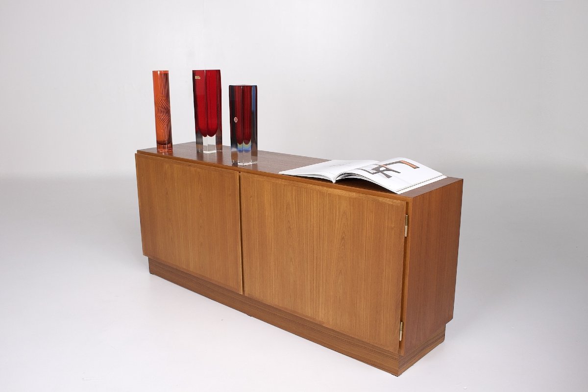 Petit buffet Scandinave en teck, Omann Jun.