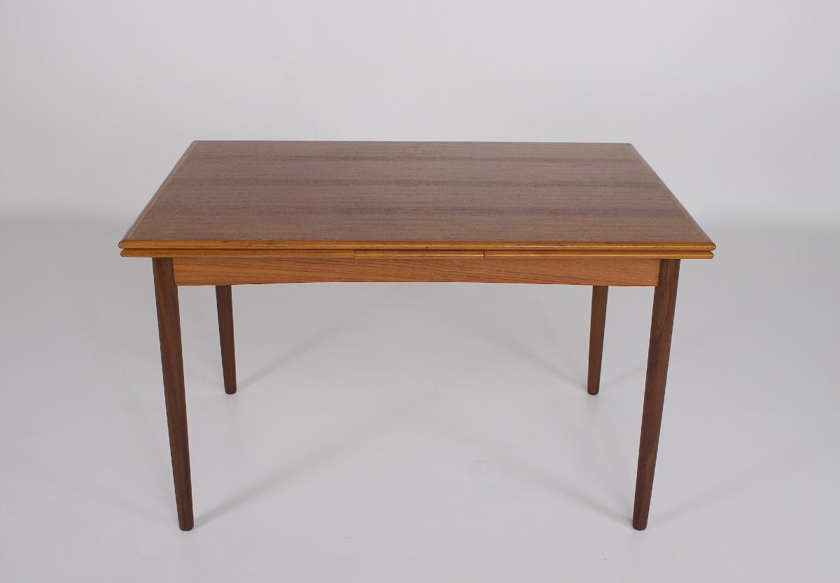 Extendable Teak Table, Denmark.-photo-2