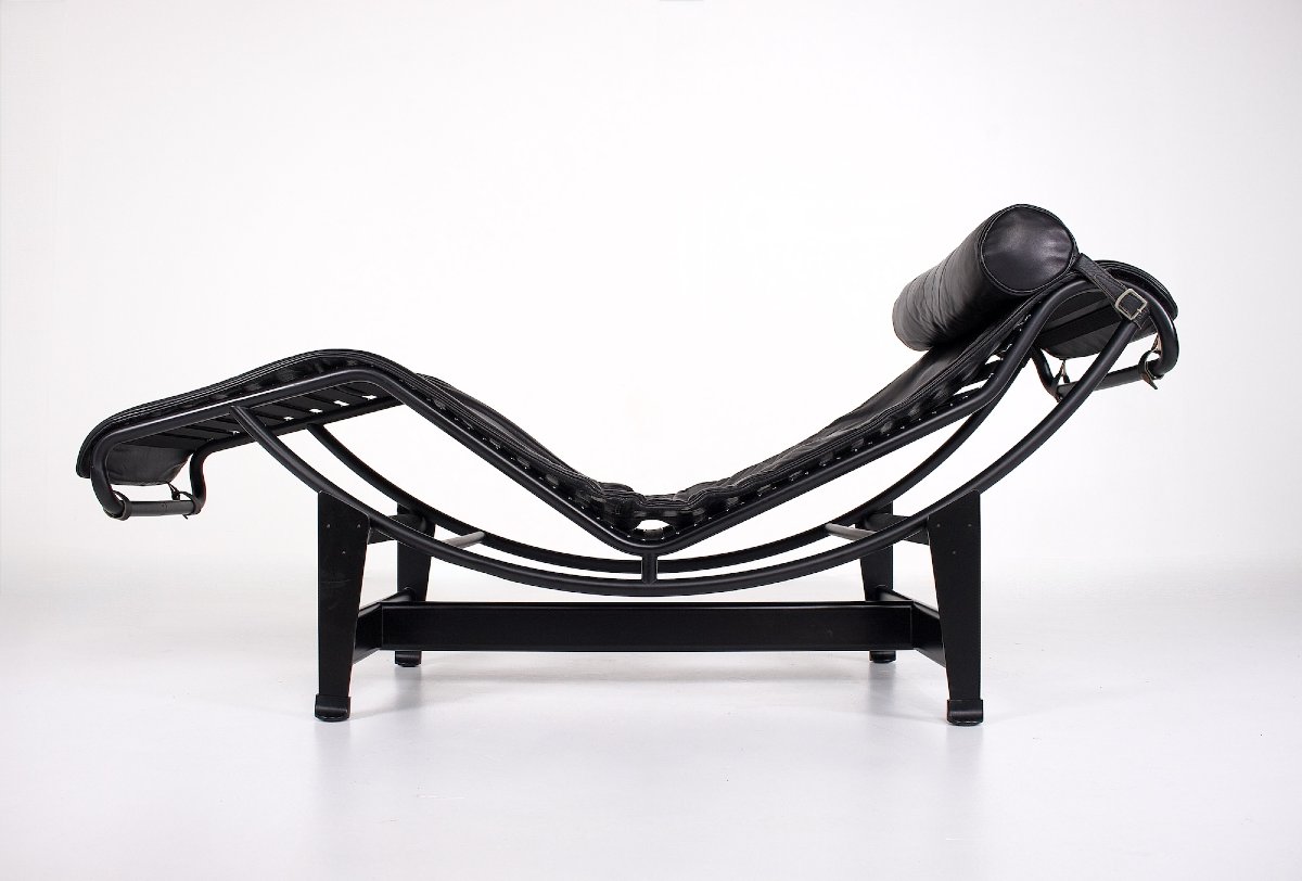 Lc4 Lounge Chair, Cassina Edition.