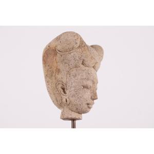 Tête en Tuf Royaume Majapahit
